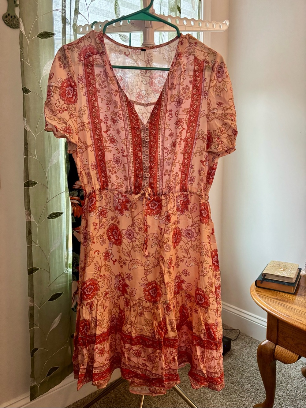 Trendy boutique Peach Floral V-Neck Blouse